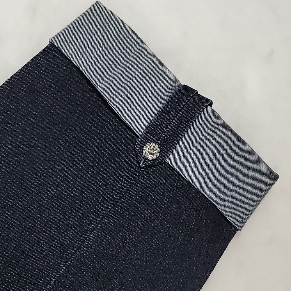 NWT NYDJ Dark Wash Cuffed Jeans - Dark Indigo Size 8 - Picture 3 of 8